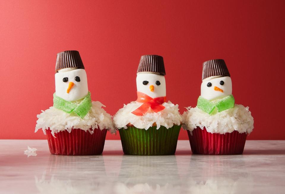 Snowman Cupcakes