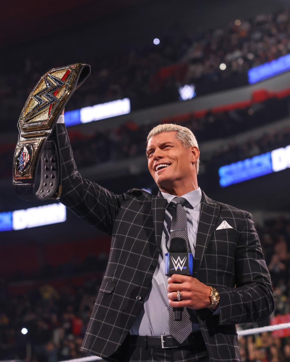 <h1 class="title">Friday Night SmackDown</h1><cite class="credit">WWE/Getty Images</cite>