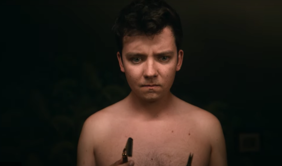 Sex Education Trailer Otis Struggles to Send Nudes to Maeve in Final Season of Netflix Series