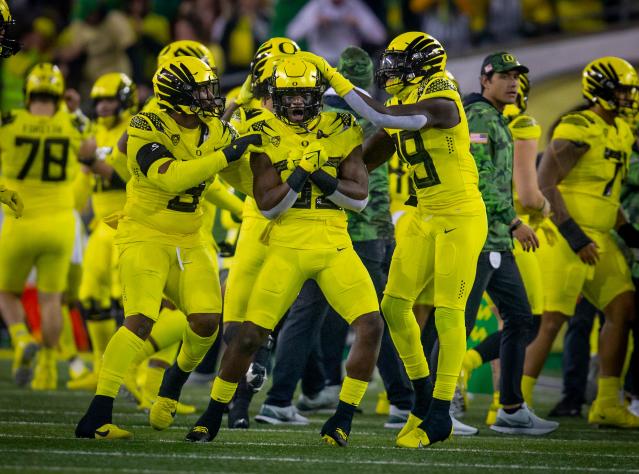 Oregon Football: Ducks announce 2023 color scheme schedule for fans