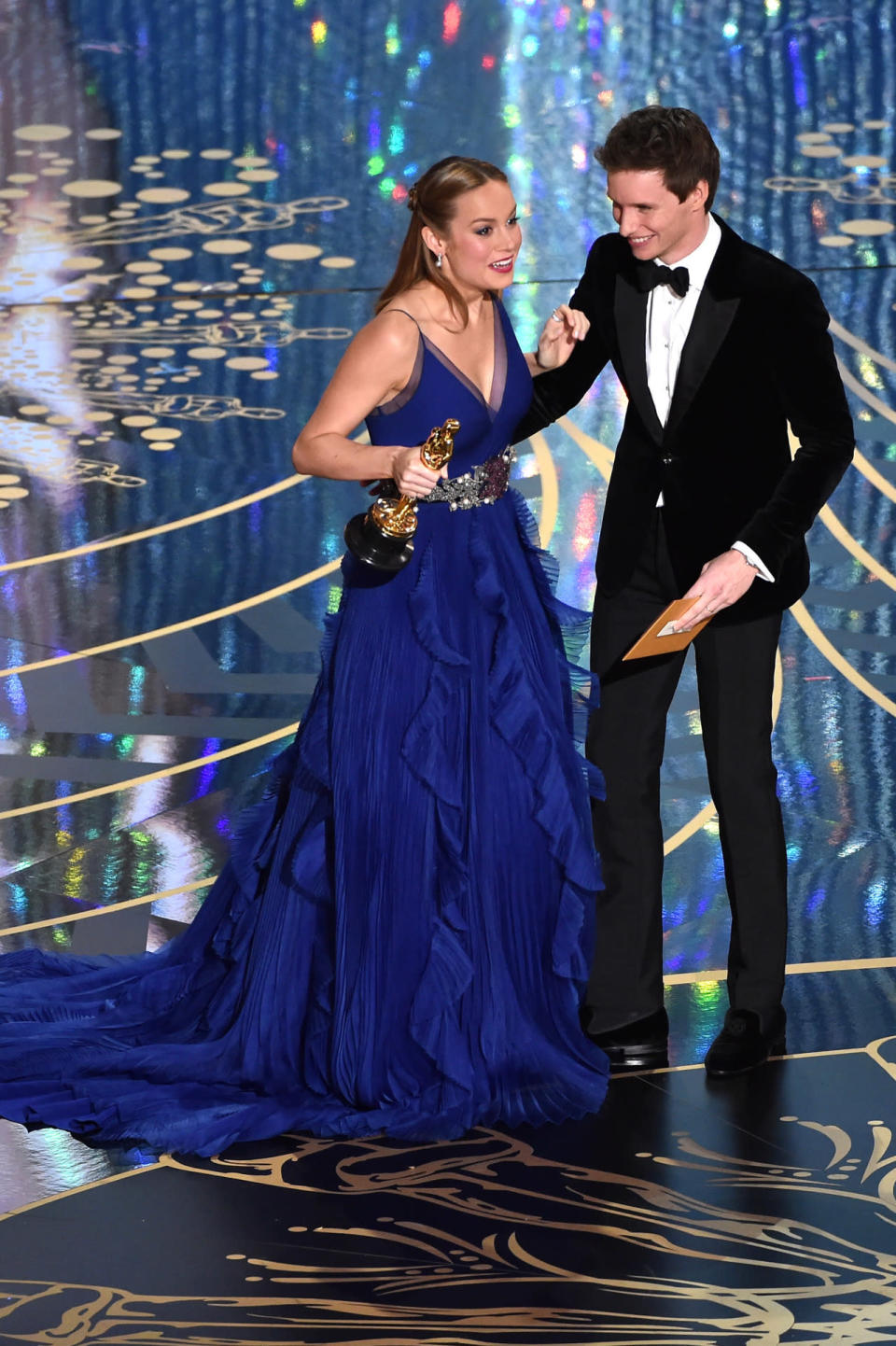 Die Top-Favoritin Brie Larson ist die beste Hauptdarstellerin des Jahres für ihre Rolle in “The Room”. Sie dankte ihrem Film-”Partner” Jacob Tremblay und ihrem “echten Partner” Alex Greenwald. (Foto: Getty Images) 