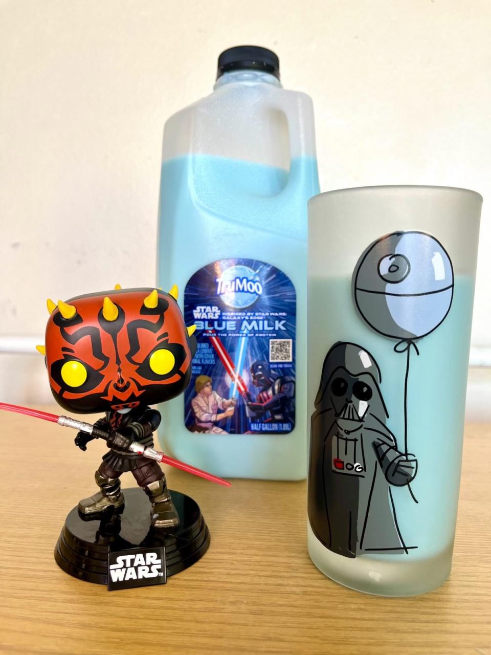 Star Wars TruMoo Blue Milk and Darth Maul