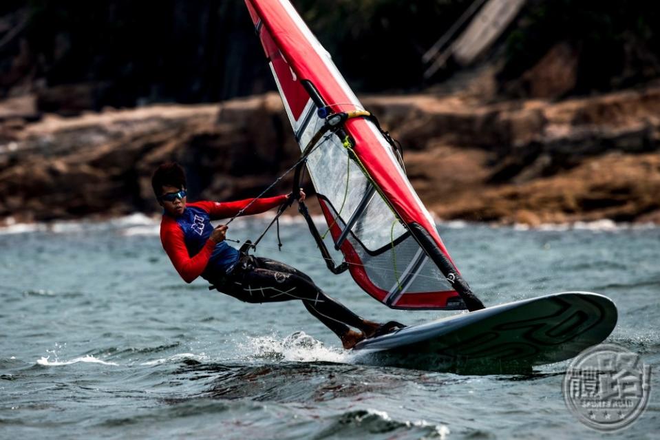 sonialo_losinlam_windsurfing_A18I1660_ourroadtorio_rio2016_20160716