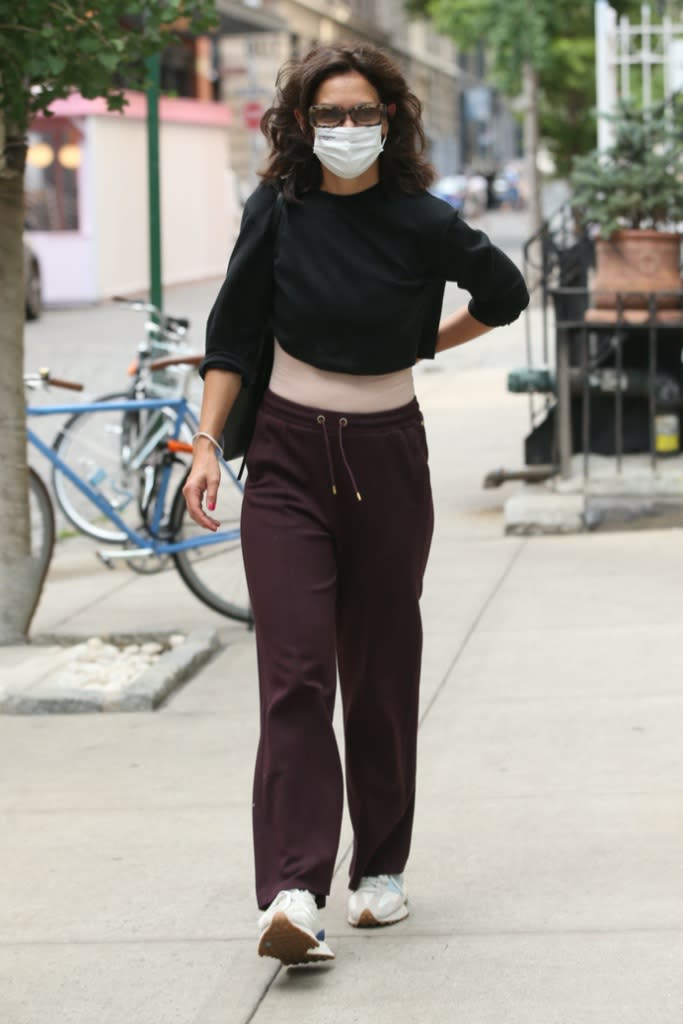 Katie Holmes in NYC. - Credit: Christopher Peterson / SplashNews.com