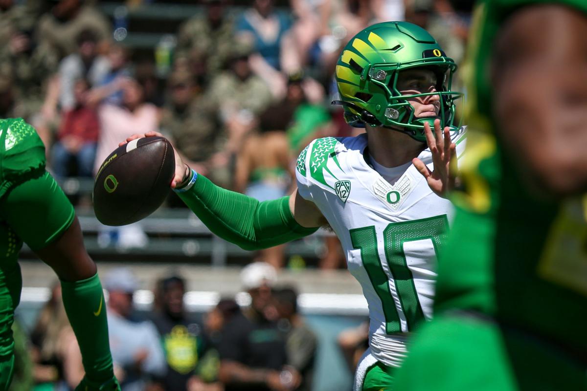 Oregon lands inside top-15 of preseason USA Today Coaches Poll - On3