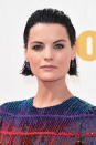 <p><i>Blindspot </i>star Jaimie Alexander perfected the wet look with her sleek bob. <i>(Photo: Getty Images)</i></p>