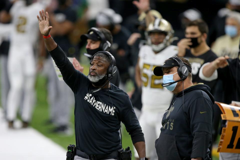 New Orleans Saints assistant coach Aaron Glenn gestures to players in the second half against the Minnesota Vikings on Dec. 25, 2020 in New Orleans.