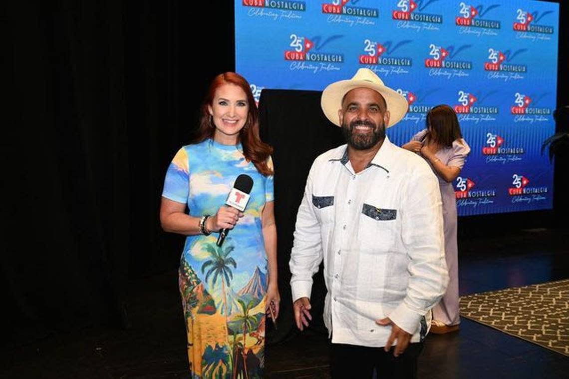 Peter Regalado, owner of Cuba Nostalgia, with Mariana Rodríguez, anchor of Acceso Total on Telemundo 51, at the Cuba Nostalgia 2024 press conference.