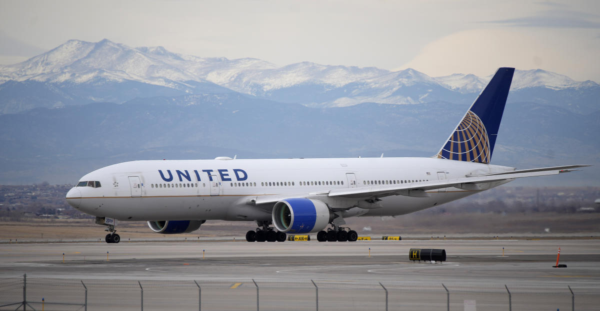 #Feds probe United plane’s December dip near ocean off Hawaii [Video]