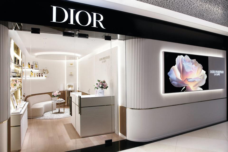 dior-prestige-la-suite-lofficiel-singapore