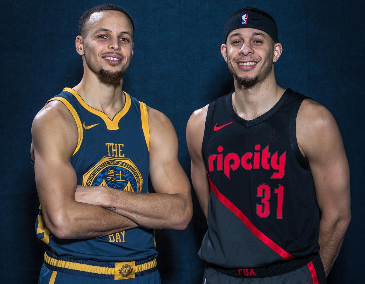 Steph Curry and His Brother Seth Will Face Off in NBA Western