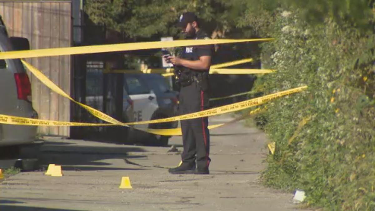 Toronto homicide in alley known to residents as trouble spot