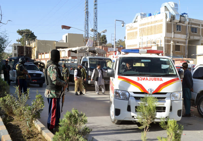 Au moins 59 personnes ont été tuées et plus de 100 blessées dans une attaque menée lundi soir par des hommes armés et équipés de vestes d'explosifs dans une école de police à Quetta, dans le sud-ouest du Pakistan, qui a été revendiquée mardi par le groupe Etat islamique. /Photo prise le 25 octobre 2016/REUTERS