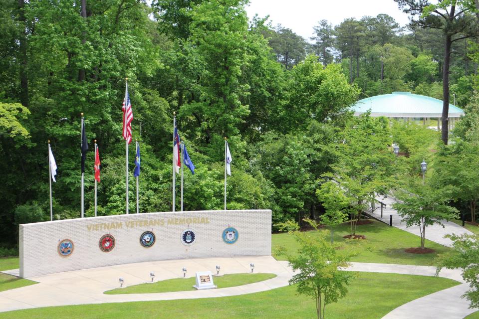 Lejeune Memorial Gardens