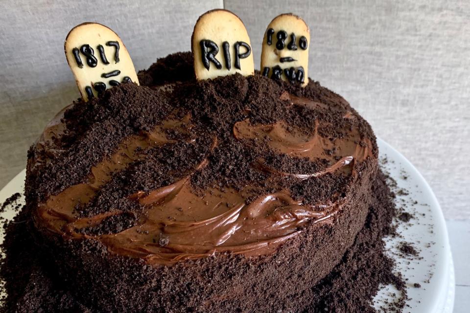 Graveyard Cake