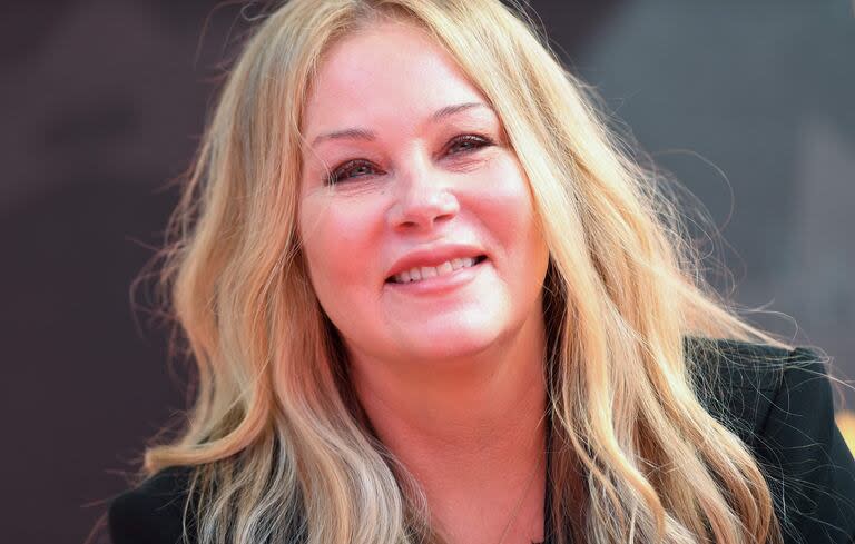 Christina Applegate en 2022, cuando recibió su estrella en el Paseo de la Fama de Hollywood