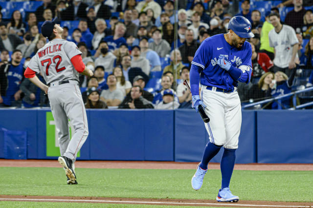 Manoah sets tone as Blue Jays defeat Red Sox for 5th straight win