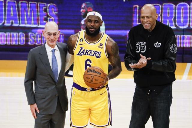 Kareem Abdul-Jabbar Is Greater Than Any Basketball Record - The New York  Times