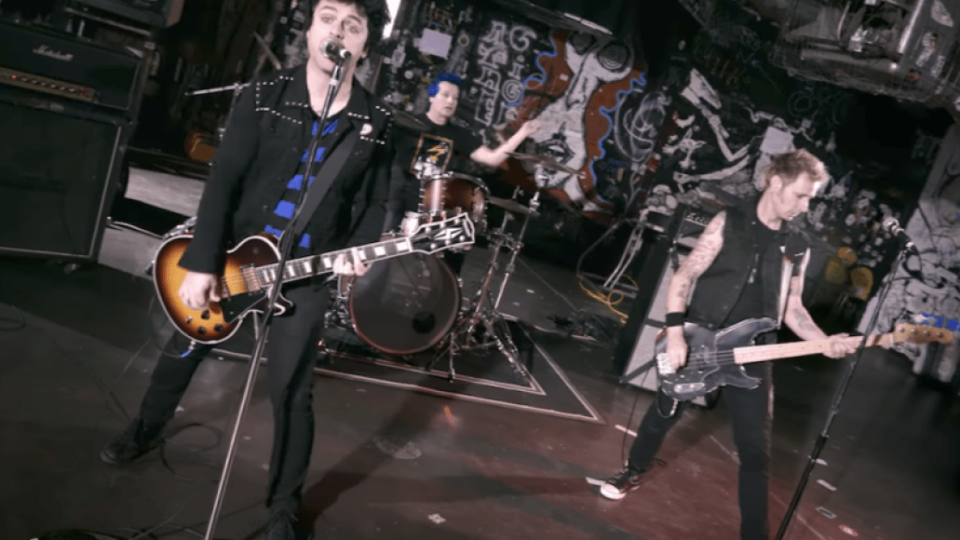 green-day-revolution-radio-video-924-gilman