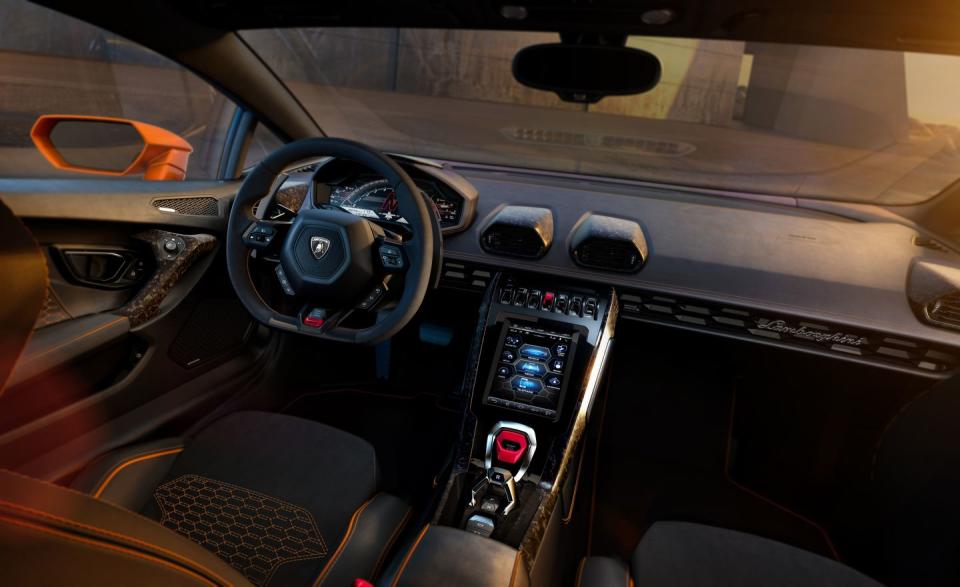 <p>From the screen, the driver can switch between the Lamborghini's various drive modes. Strada (street) can be changed out for Sport or the Corsa track setting.</p>