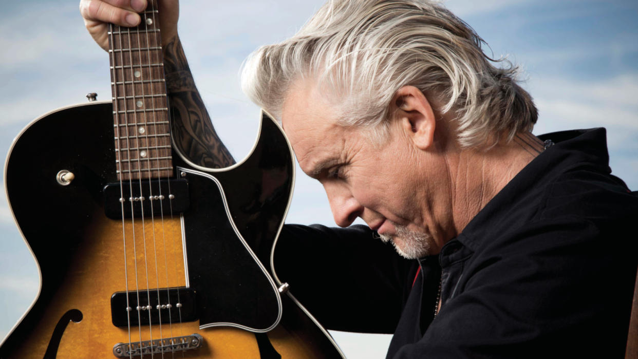  Neil Giraldo 