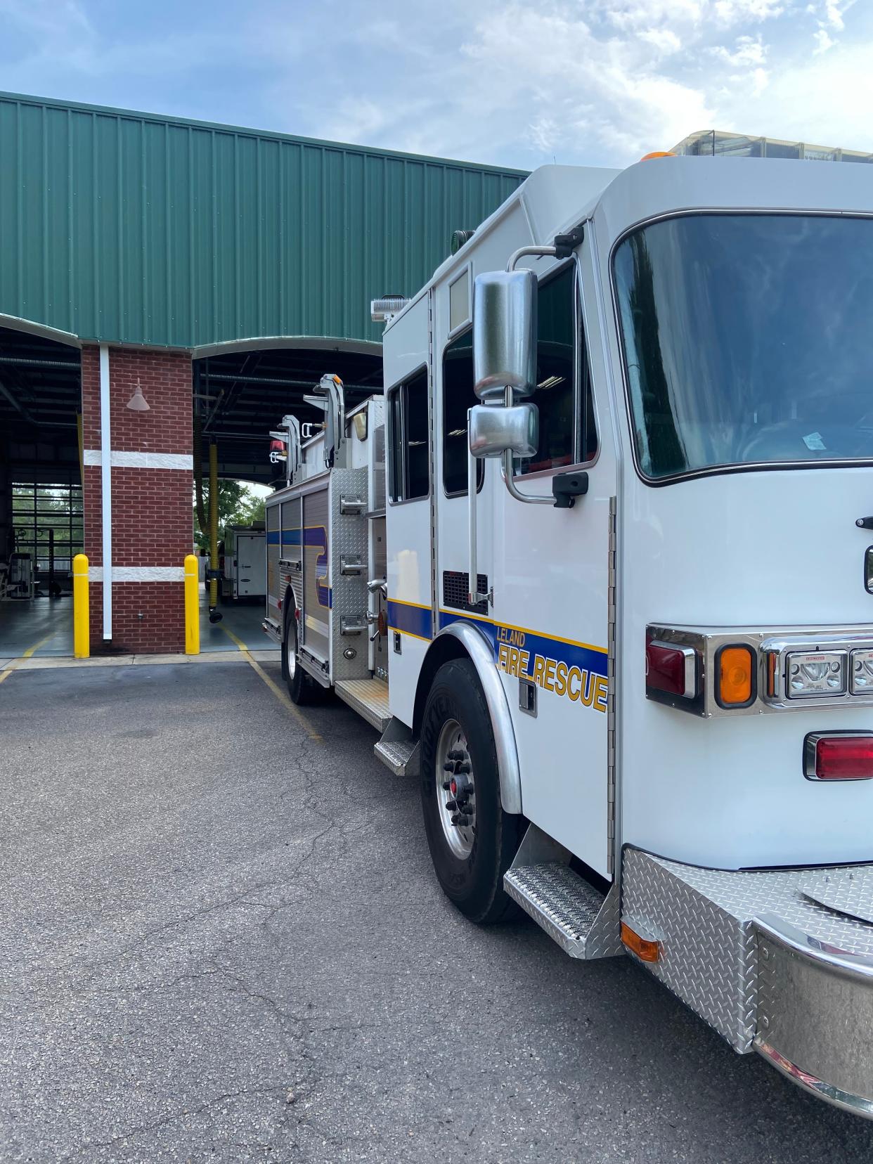 This 2006 Sutphen Fire Engine was recently sold by the Town of Leland to the Laurel County Fire Department in Kentucky.