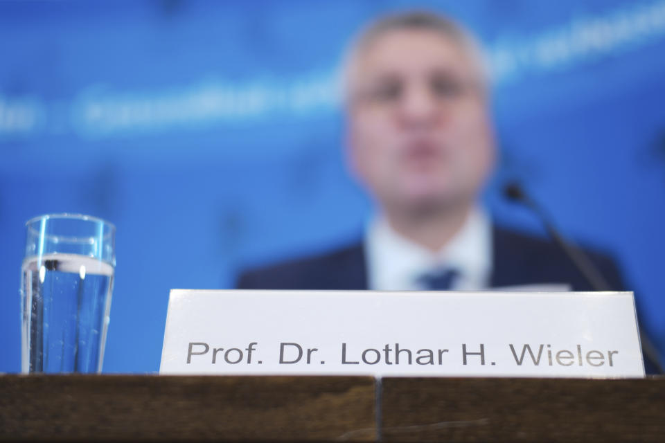 The head of the Robert Koch Institute, Germany's federal government agency and research institute responsible for disease control and prevention, Lothar Wieler, addresses a news conference on the coronavirus and the COVID-19 disease in Berlin, Thursday, Oct. 22, 2020. Germany's disease control center is reporting a new daily record increase in coronavirus infections, which rocketed past the 10,000 mark for the first time as the pandemic continues to spread. (AP Photo/Markus Schreiber, Pool)