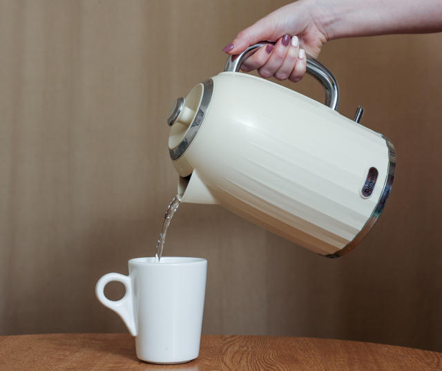 Not overfilling the kettle can reduce energy bills. (EDF)