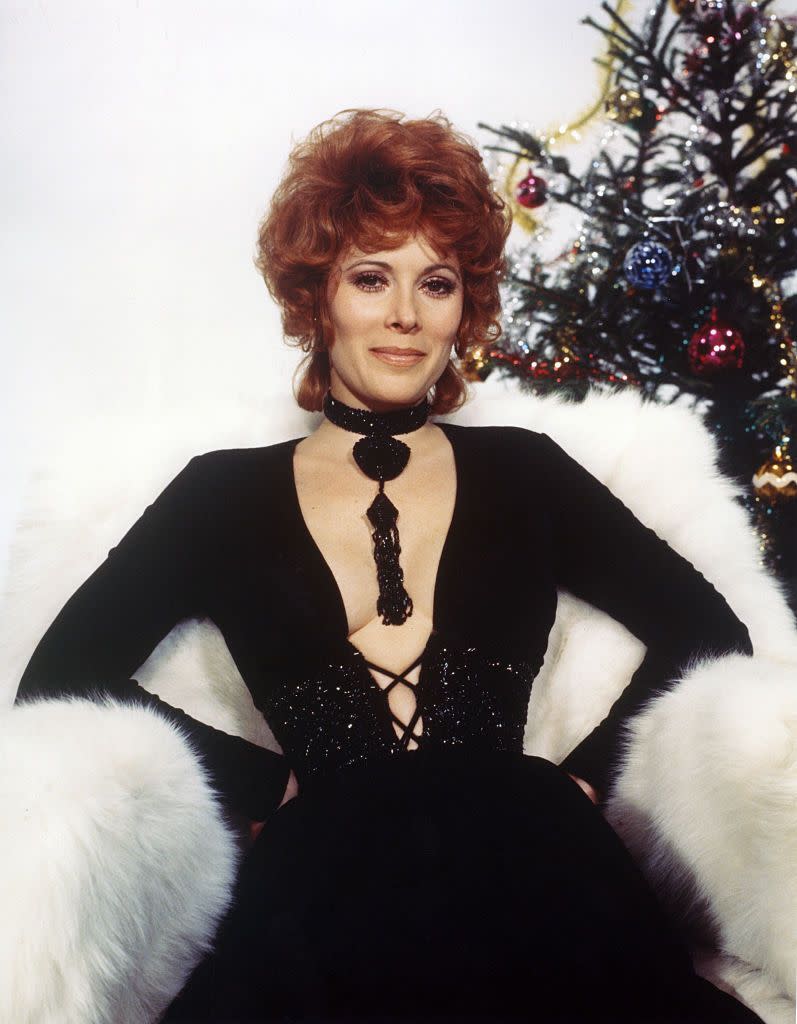 Jill St. John's beaded choker in <i>Diamonds are Forever</i> (1971)