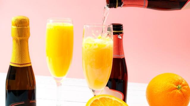 This Is How Many Mimosas You'll Get From One Bottle Of Champagne