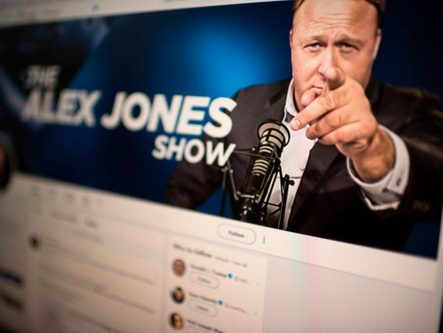 Alex jones' Twitter account