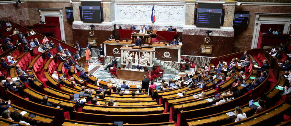 De nombreux députés de gauche et du parti présidentiel ont décidé de boycotter un match de football caritatif en raison de la présence de députés du Rassemblement national dans l'équipe. (image d'illustration)  - Credit:LP/Olivier Arandel / MAXPPP / PHOTOPQR/LE PARISIEN/MAXPPP