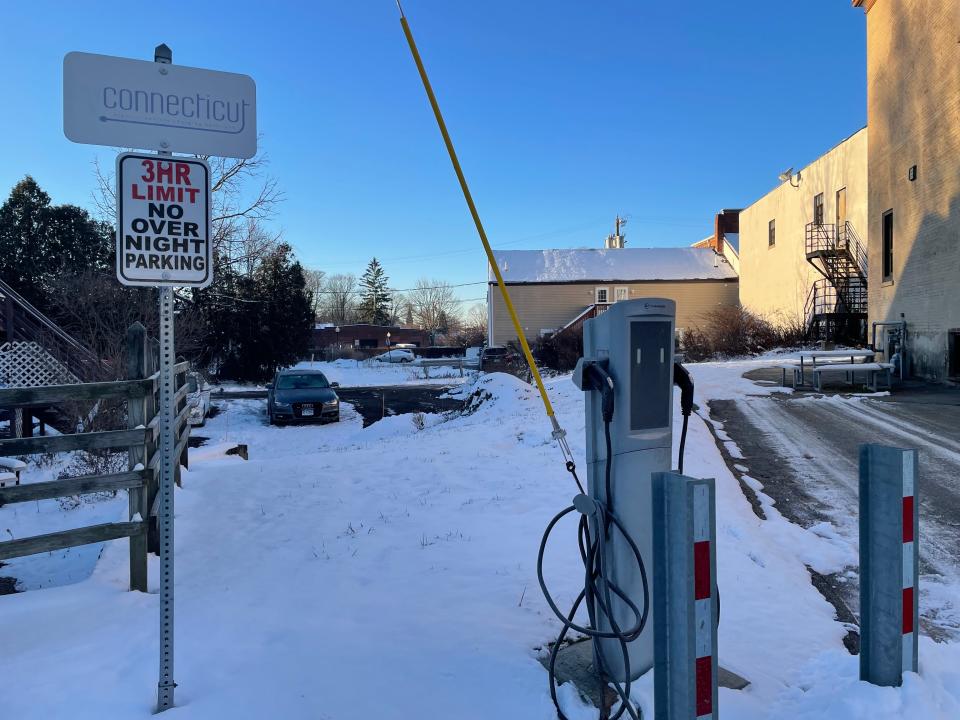 Killingly looks to replace its Town Hall-based electric vehicle charging station with a "pay-as-you-use" model.