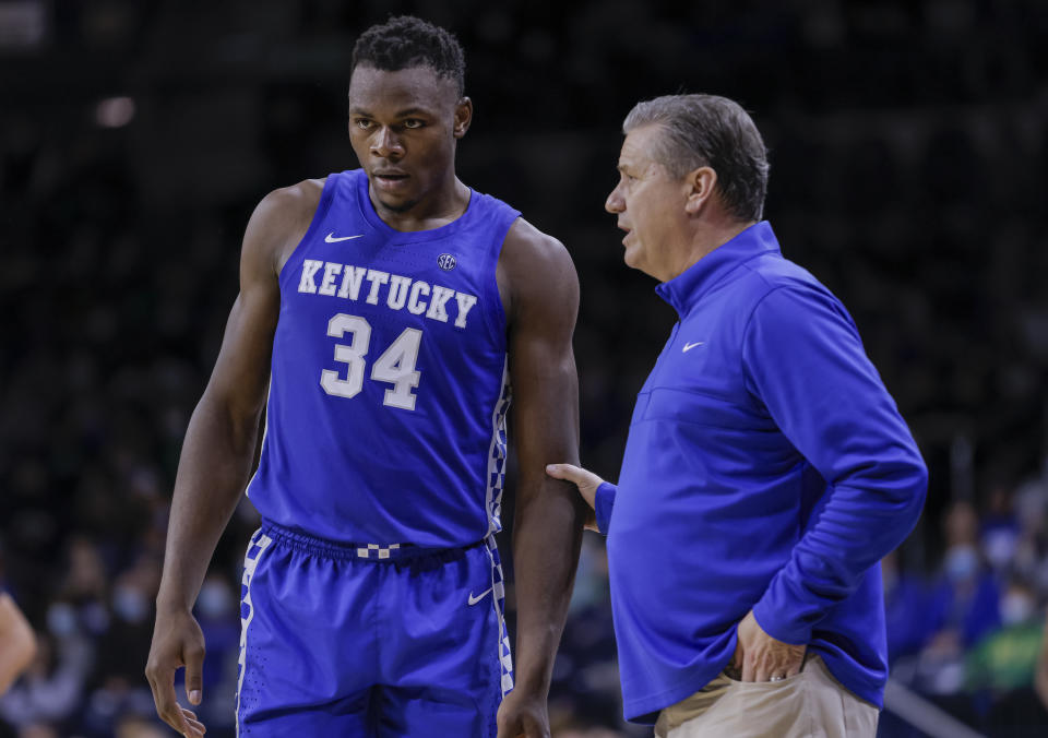 Oscar Tshiebwe is back for another run at Kentucky, a big SEC favorite this year, after last season's disappointing first-round NCAA exit.