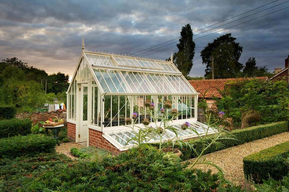 1) The Capel Greenhouse