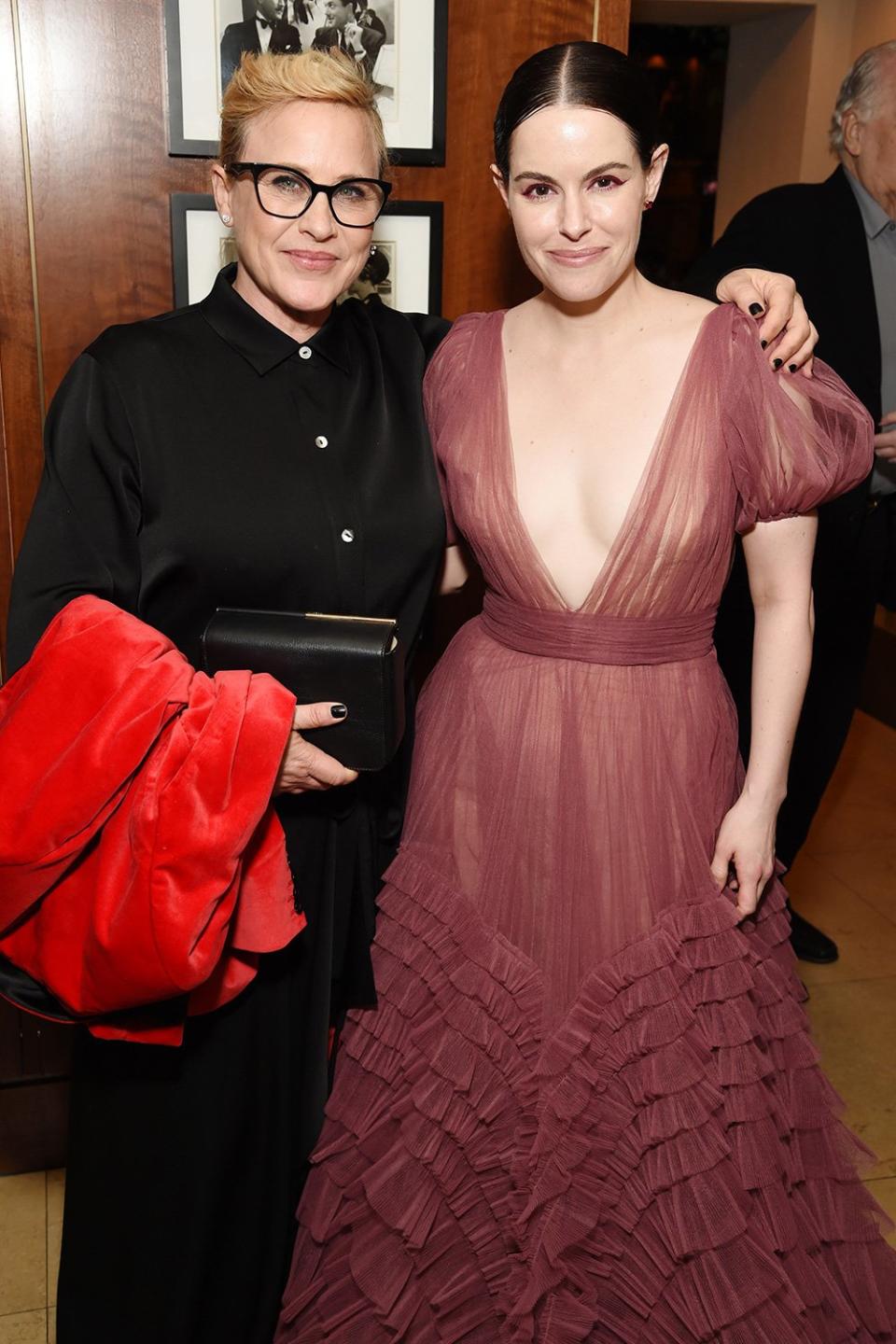 Patricia Arquette hung out with <em>Schitt's Creek </em>actress Emily Hampshire, whose gown is worthy of every award. 