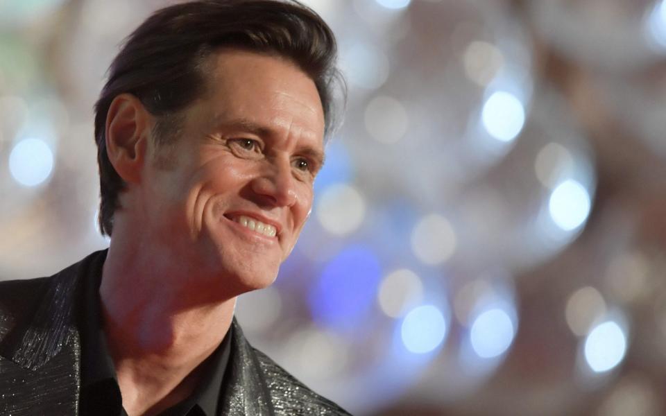 Jim Carrey urges people to boycott Facebook because of Russian election meddling