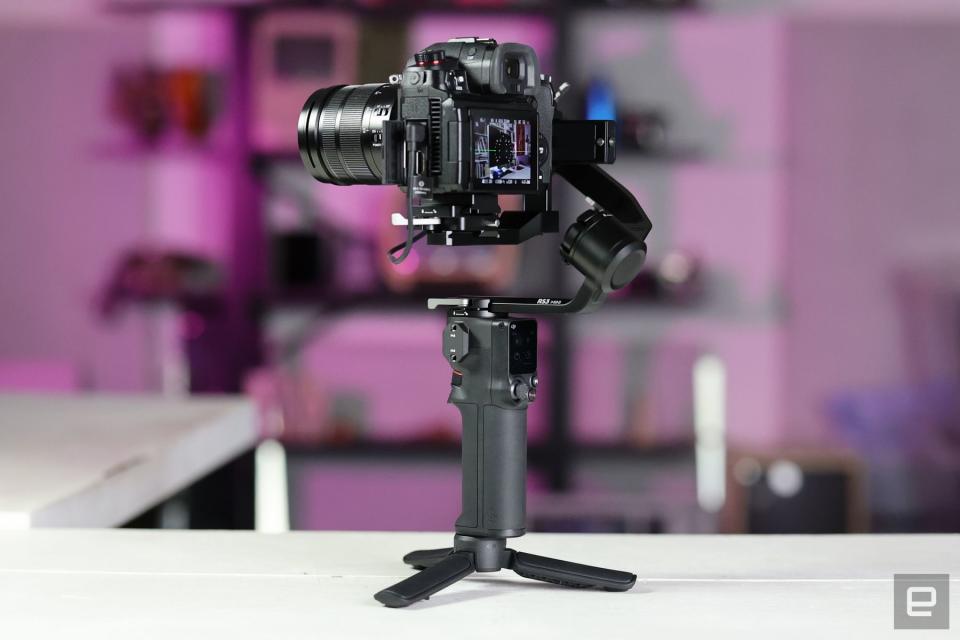 <p>DJI RS 3 Mini camera gimbal</p>
