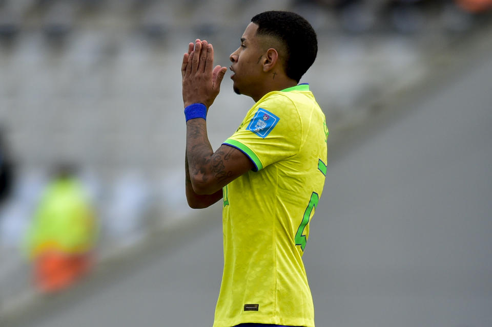 Brazil's Savio reacts after missing a chance to score against Nigeria during a FIFA U-20 World Cup Group D soccer match at the Diego Maradona stadium in La Plata, Argentina, Saturday, May 27, 2023. (AP Photo/Gustavo Garello)