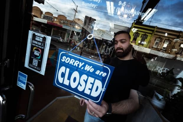 Retail sales fell by their highest level in a year in April, as the third wave of COVID-19 in Canada prompted a new round of lockdowns. (Darrian Traynor/Getty Images - image credit)