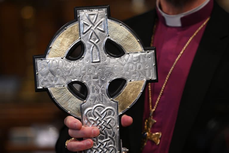 La Cruz de Gales incorporará una reliquia de la Vera Cruz.