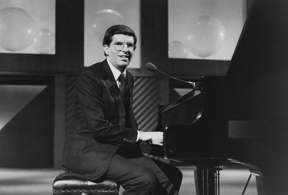 Marvin Hamlisch onstage