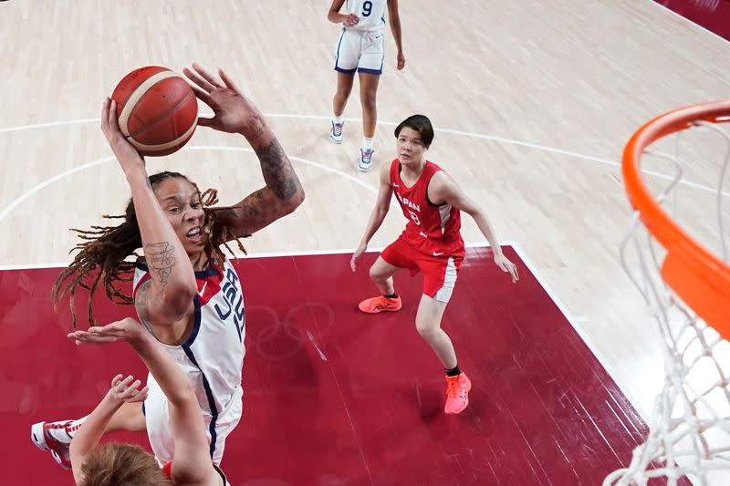 Basketball - Women - Group B - United States v Japan