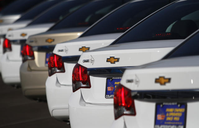 Concesionario de Chevrolet en Phoenix, Arizona. Foto: REUTERS/Joshua Lott.