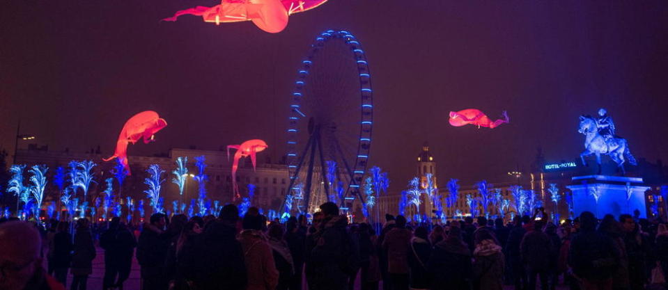 Place Bellecour lors de l'édition 2019 de la Fête des lumières à Lyon.
