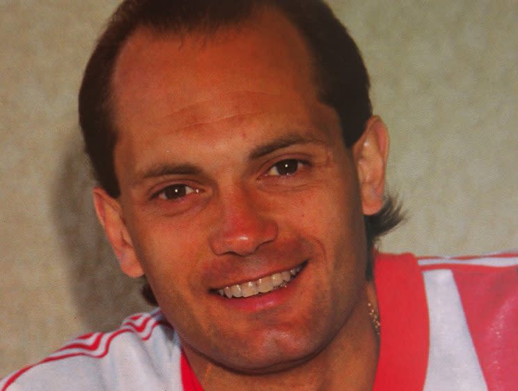 Ray Wilkins (1987)