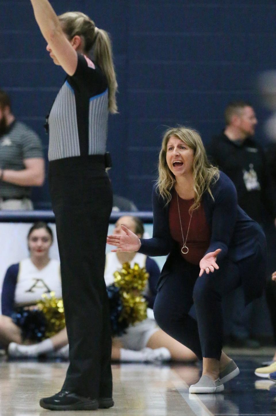 Akron women's basketball head coach Melissa Jackson reacts to a call during a home game against Kent State during the 2022-23 season.
