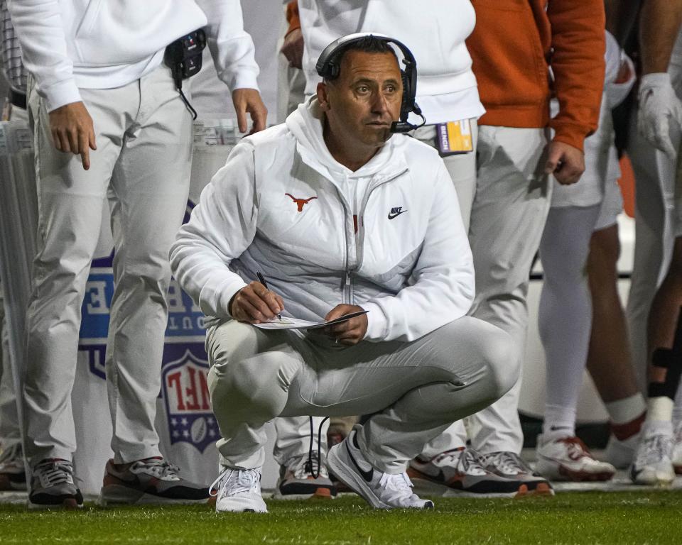 Texas coach Steve Sarkisian persuaded four-star defensive back prospect Wardell Mack to flip his pledge from Florida to UT on Sunday. The Longhorns' 2024 class has moved into the national top 10, at No. 9.