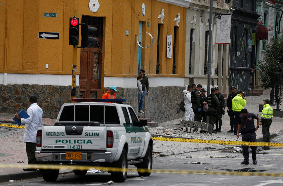 <p>Police work the scene where an explosion occurred near Bogota’s bullring, Colombia, Feb. 19, 2017. (Photo: Jaime Saldarriaga/Reuters) </p>