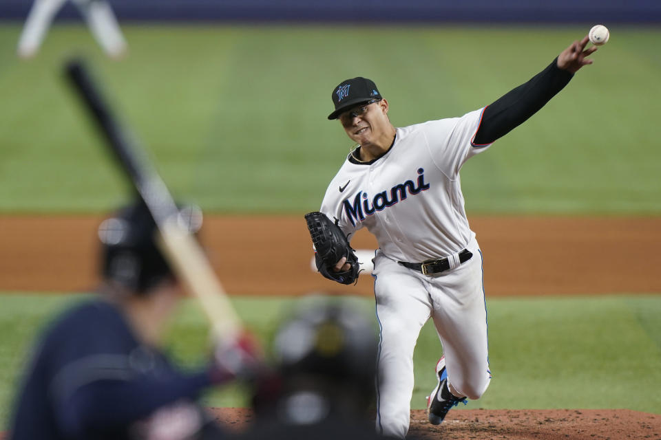 Miami Marlins' Jesus Luzardo delivers a pitch during the fourth inning of a baseball game against the Atlanta Braves, Monday, Oct. 3, 2022, in Miami. (AP Photo/Wilfredo Lee)